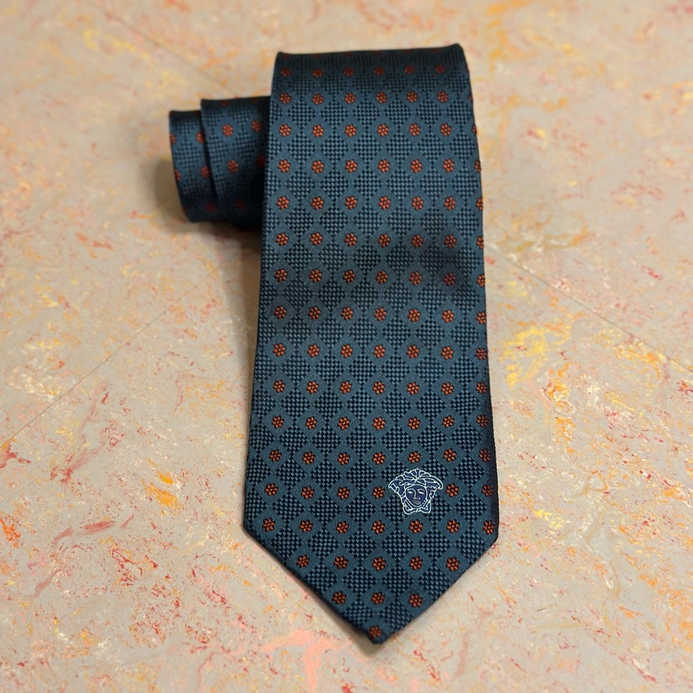 Versace Silk Royal Blue Teal Necktie W/ Orange Floral Design 3” x 60”